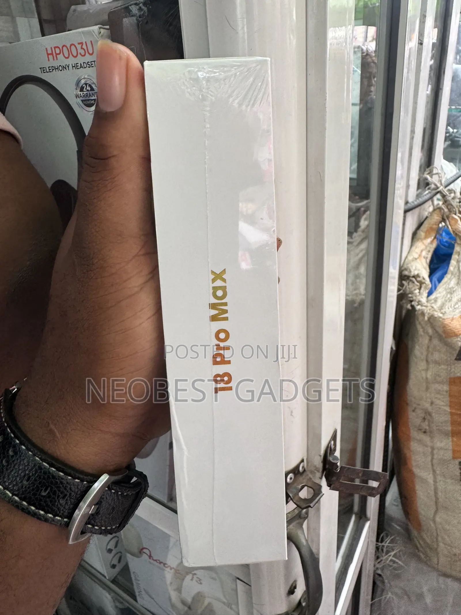 New AirTab 17 Pro Max 1 TB Silver
