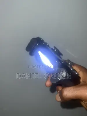 DualShock 4 Controller