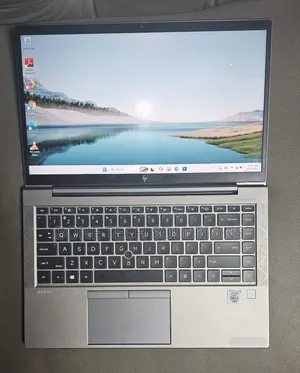 Laptop HP ZBook Firefly 14 G7 8GB Intel Core i5 SSD 512GB