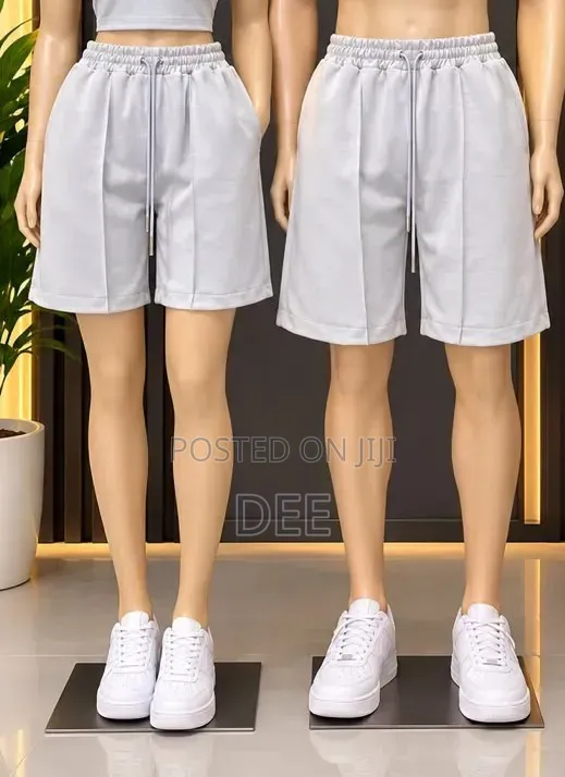 Short Joggers