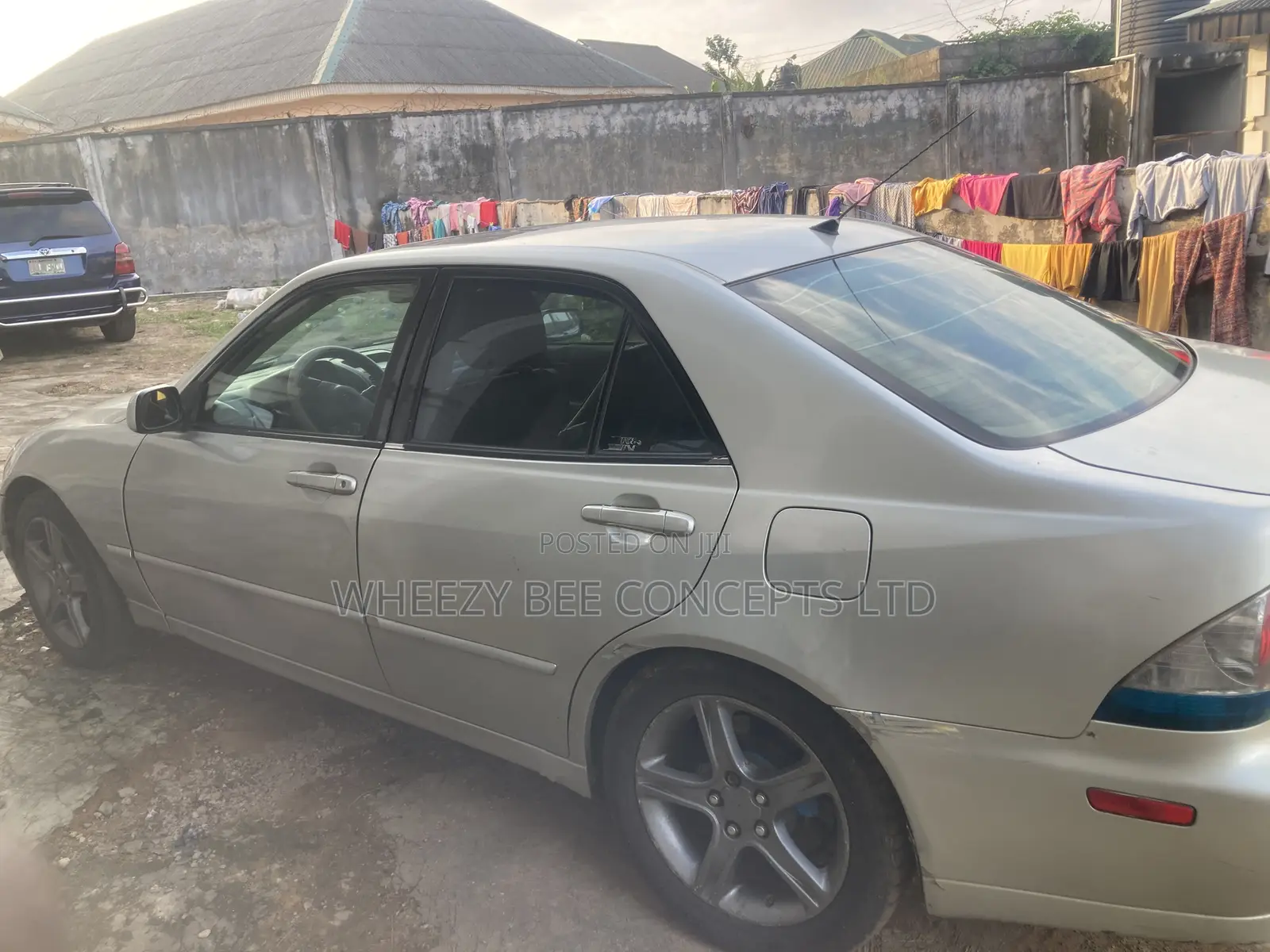 Lexus IS 300 Sport Cross 2002 Silver