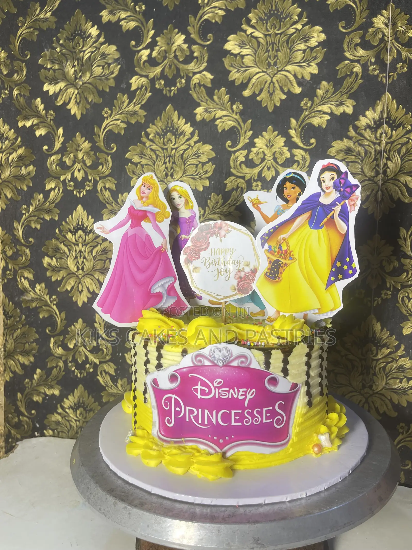 Bento Cake Size 4 Available for Sale