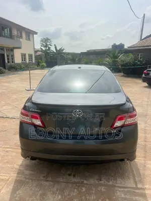Toyota Camry 2010 Gray