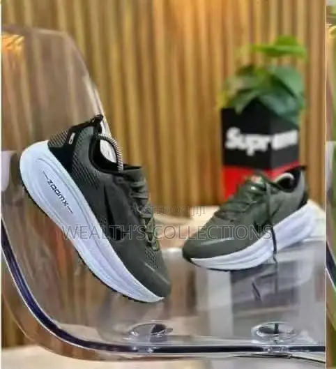 Nike Zoom(Gym Sneakers)