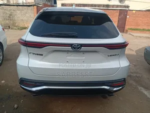 Toyota Venza 2023 White