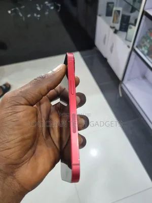 Apple iPhone 13 256 GB Red