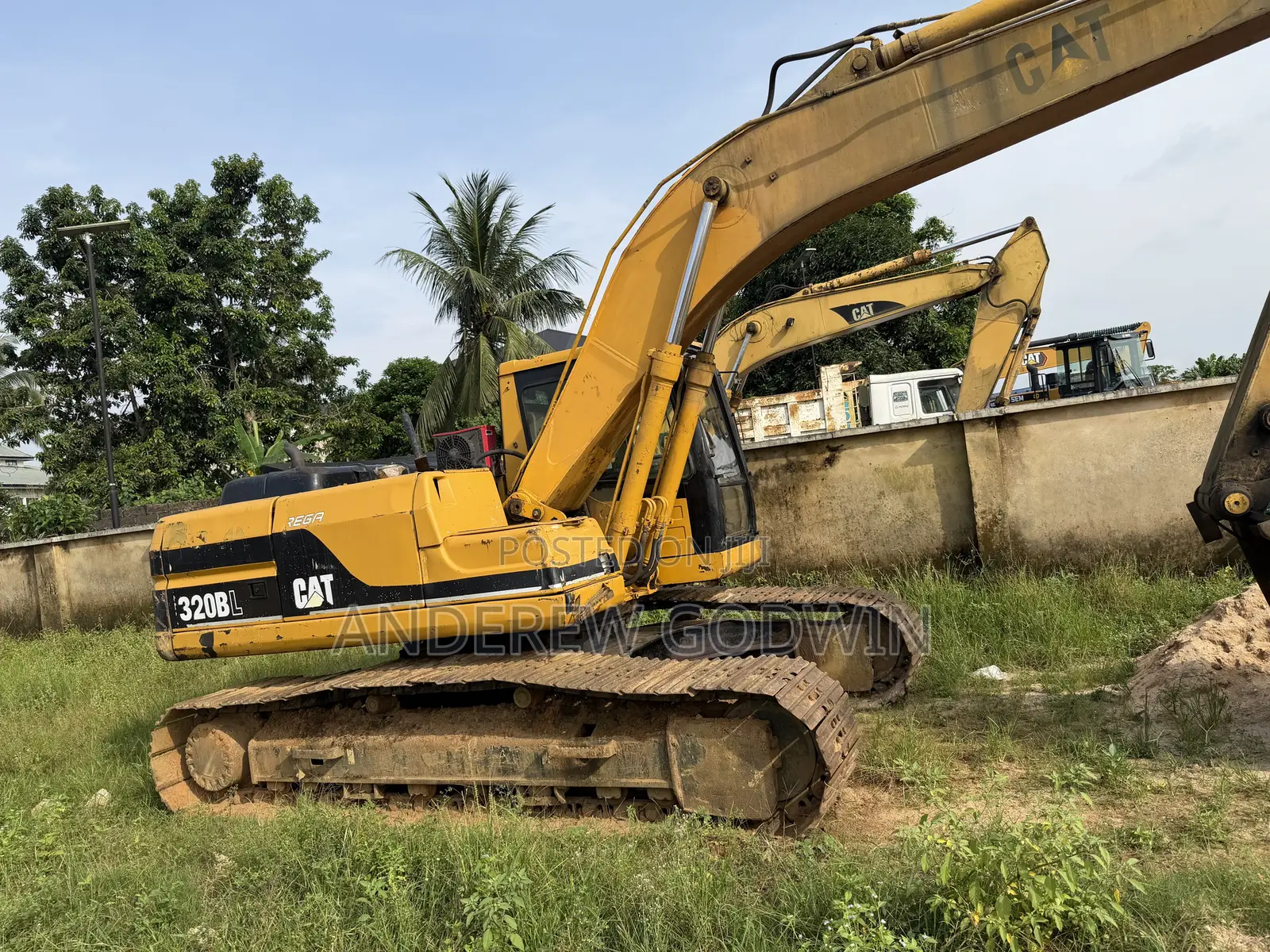 Excavator 325bl