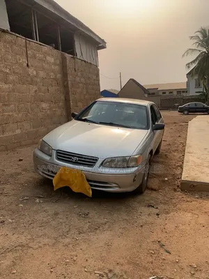 Toyota Camry 2001 Silver