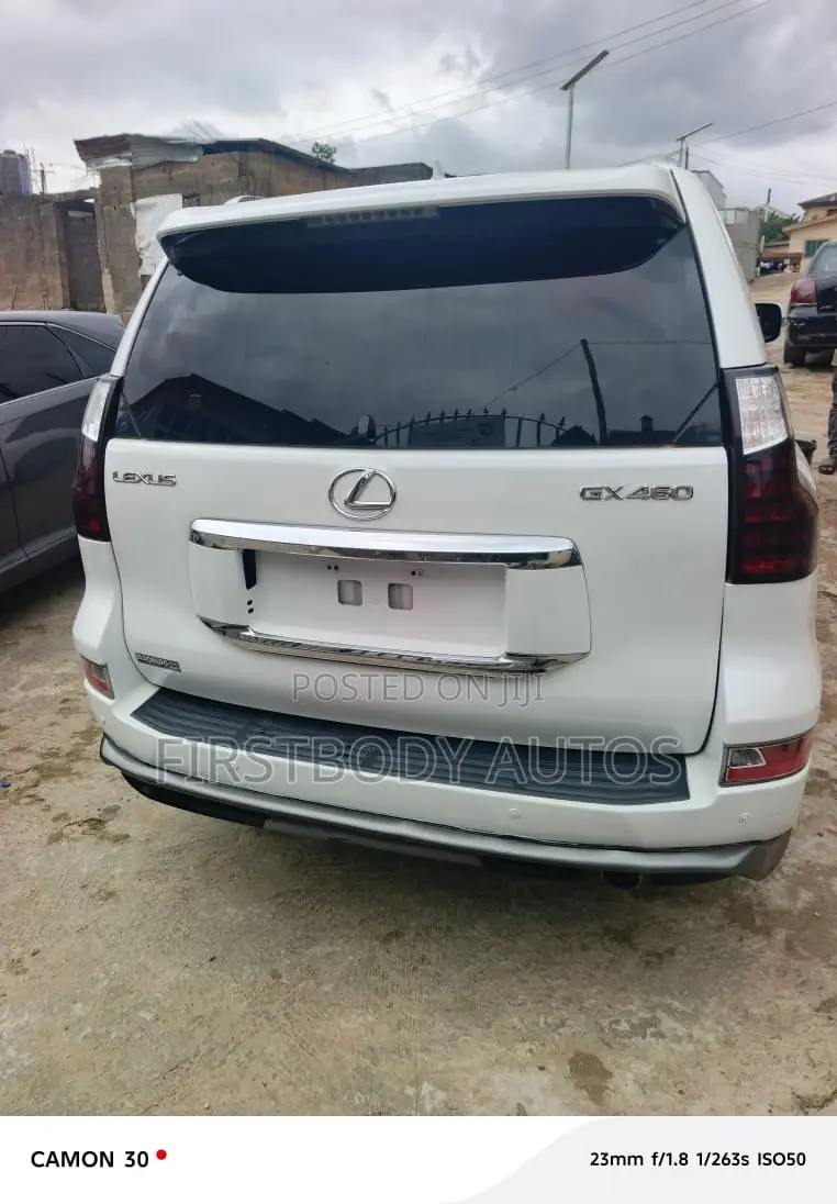 Lexus GX 2012 White
