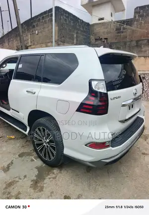 Lexus GX 2012 White