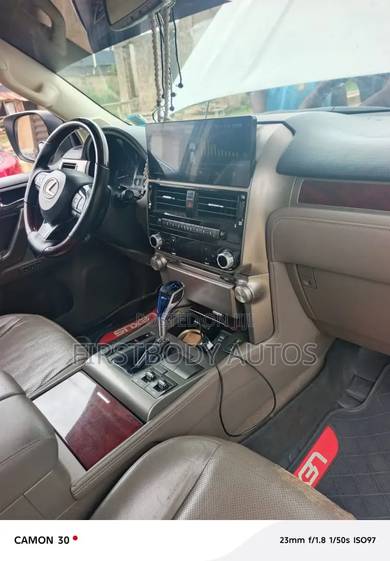 Lexus GX 2012 White