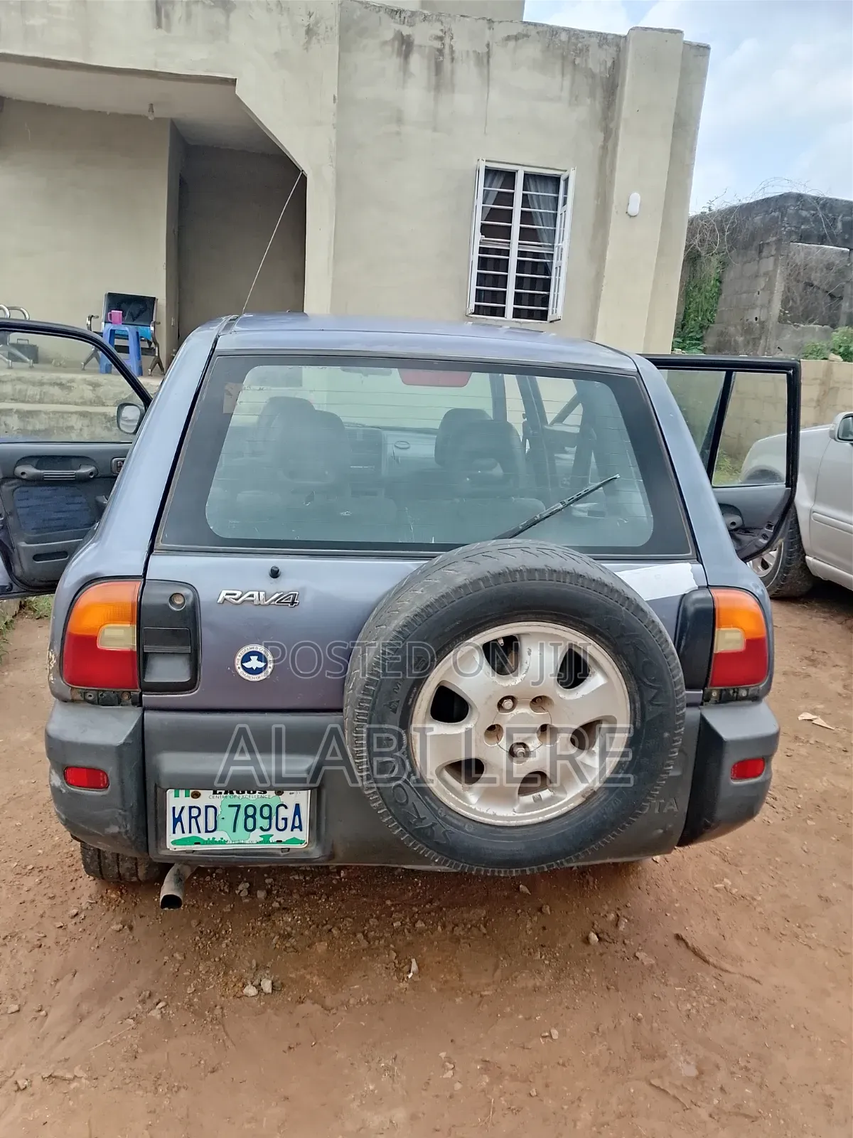 Toyota RAV4 Automatic 2000 Gray