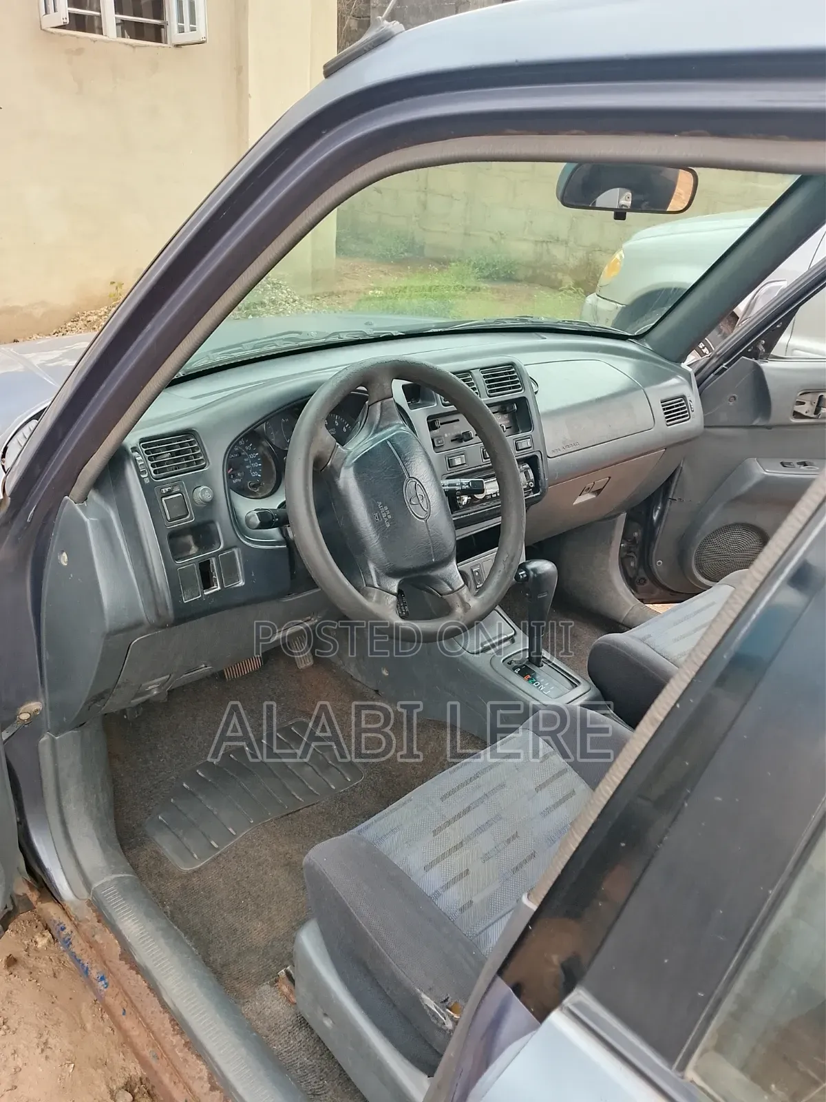 Toyota RAV4 Automatic 2000 Gray