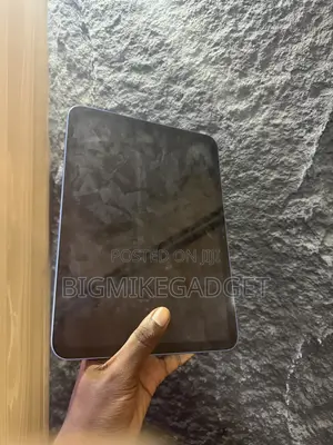 Apple iPad (2025) 128 GB Blue