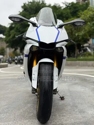 Yamaha R1 2016 White