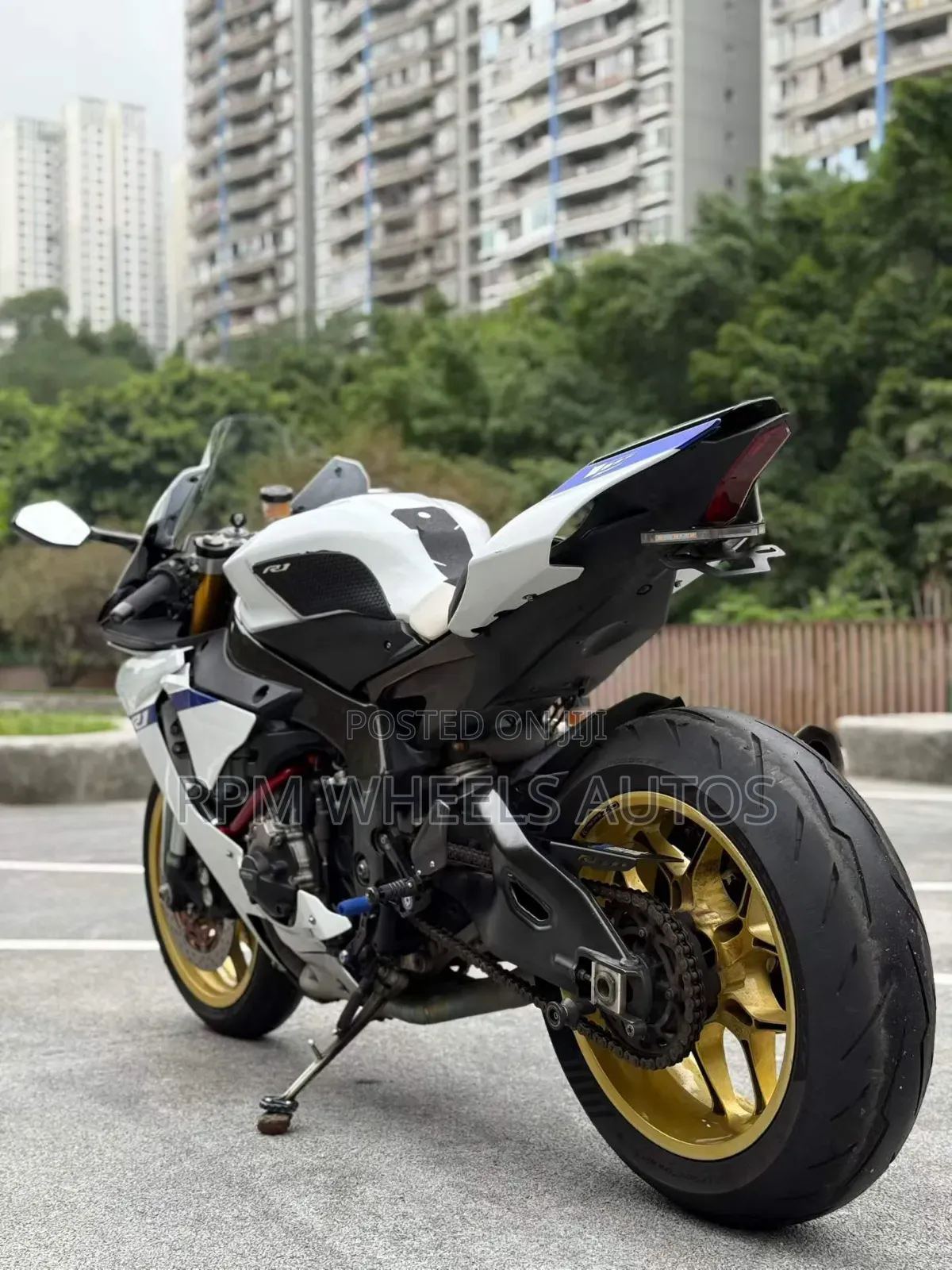 Yamaha R1 2016 White