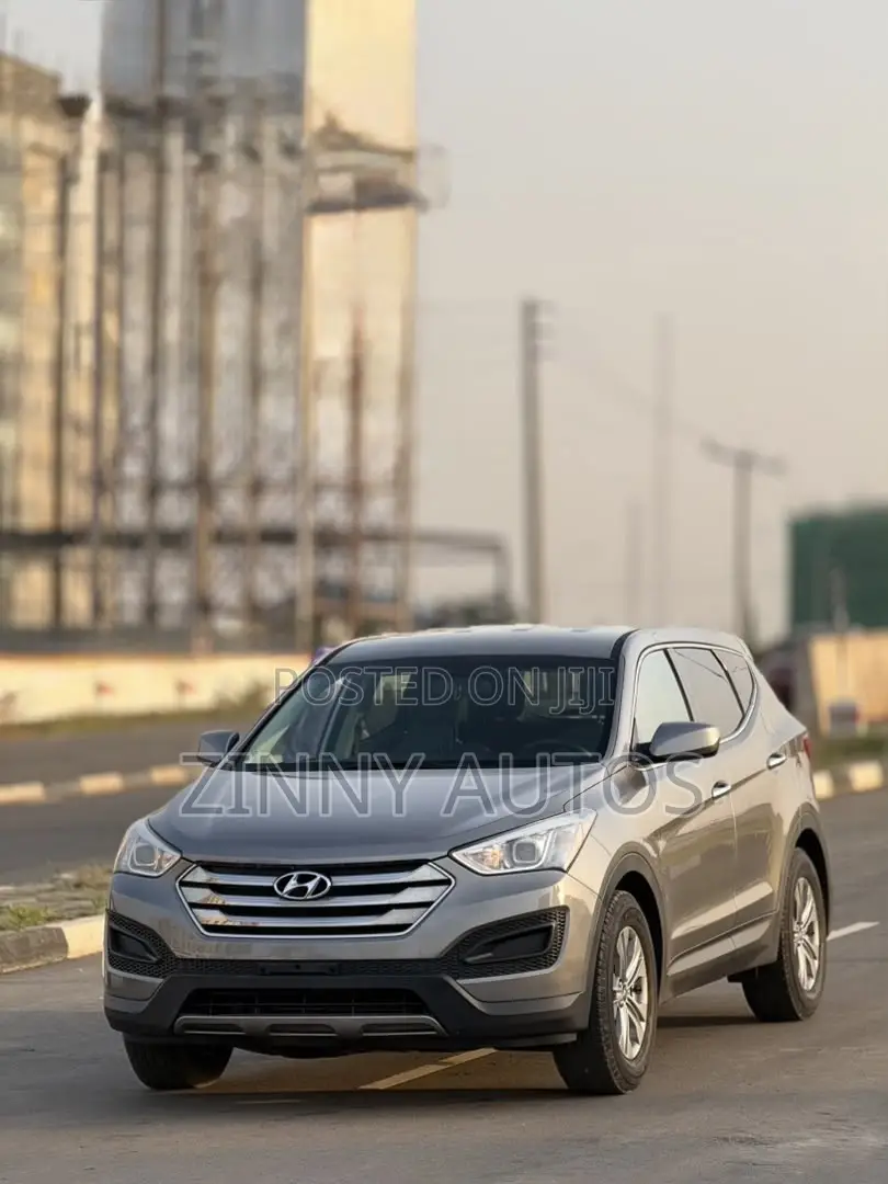 Hyundai Santa Fe 2015 Gray