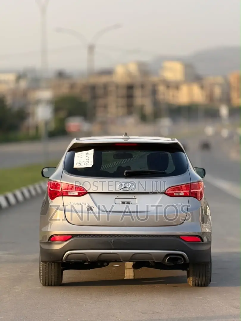 Hyundai Santa Fe 2015 Gray