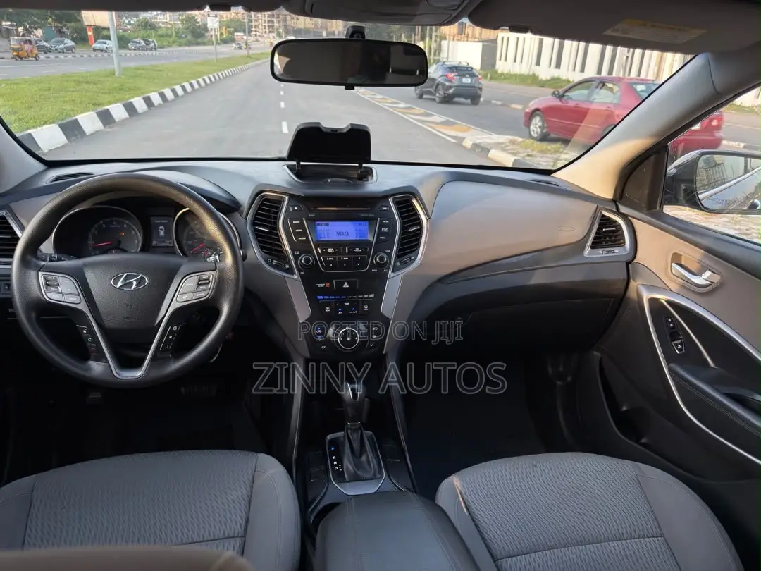 Hyundai Santa Fe 2015 Gray