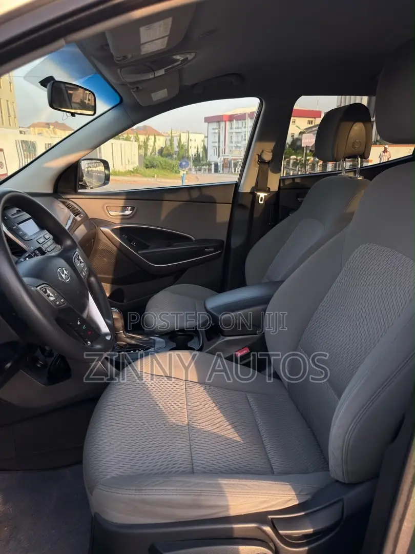 Hyundai Santa Fe 2015 Gray