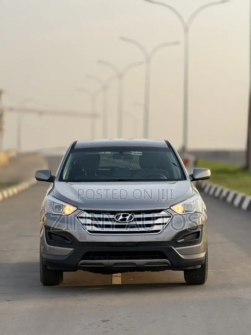 Hyundai Santa Fe 2015 Gray