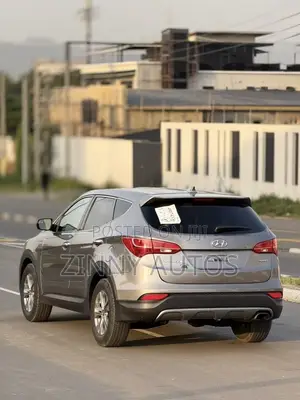 Hyundai Santa Fe 2015 Gray