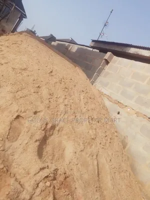 Sharp Sand and Grinate Full 30 Tone