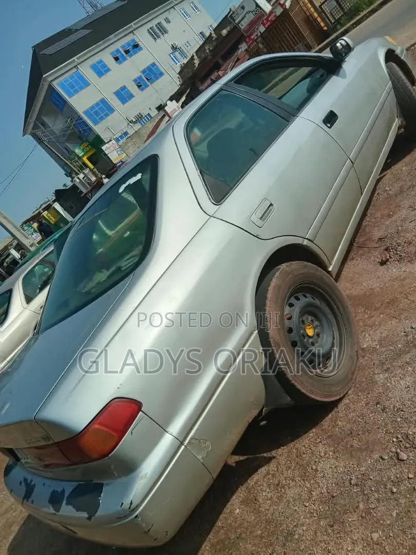 Toyota Camry 2002 Silver