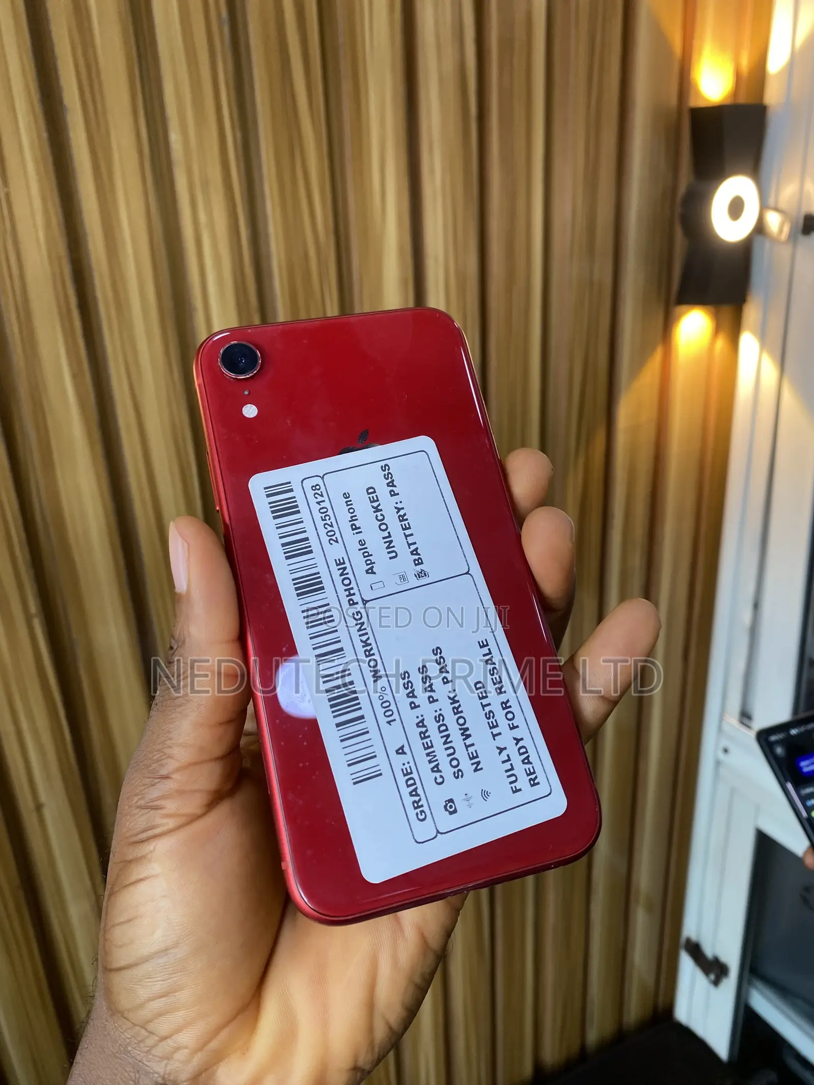Apple iPhone XR 64 GB Red
