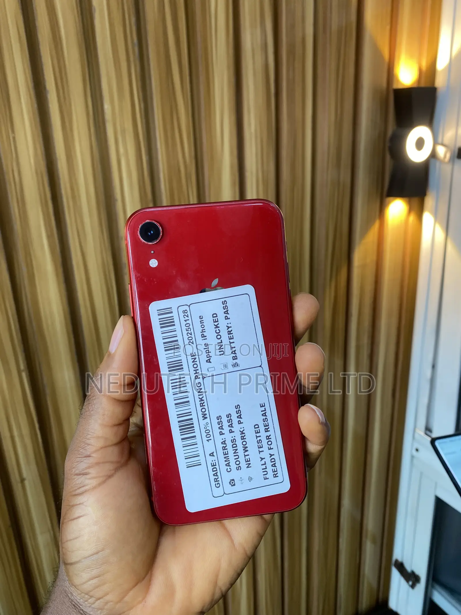 Apple iPhone XR 64 GB Red