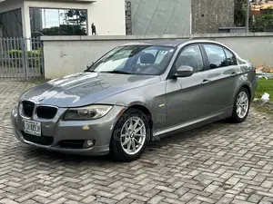 BMW 328i 2011 Gray
