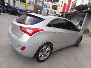 Hyundai Elantra 2015 Silver