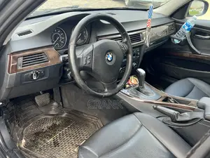 BMW 328i 2011 Gray