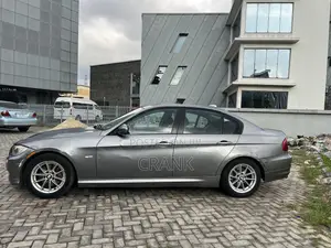 BMW 328i 2011 Gray
