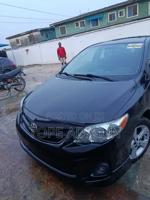 Toyota Corolla LE 4dr Sedan (1.8L 4cyl 4A) 2012 Black