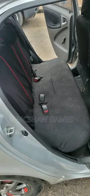 Toyota Yaris 2003 Silver
