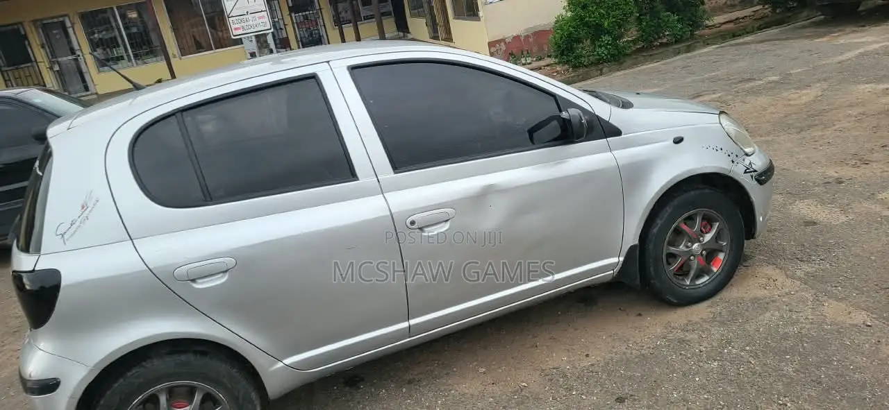 Toyota Yaris 2003 Silver
