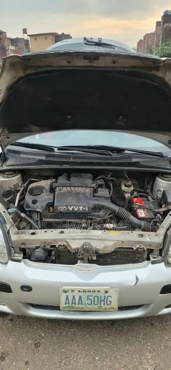 Toyota Yaris 2003 Silver