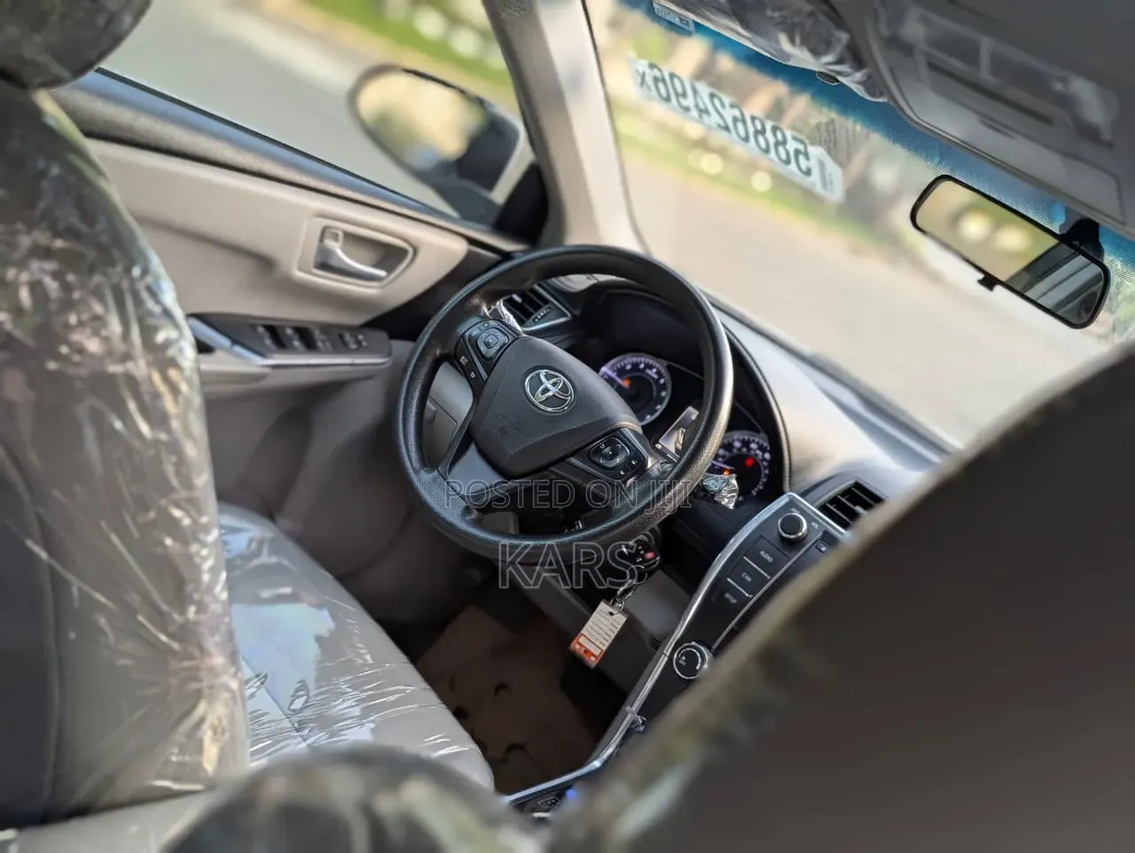 Toyota Camry 2017 White