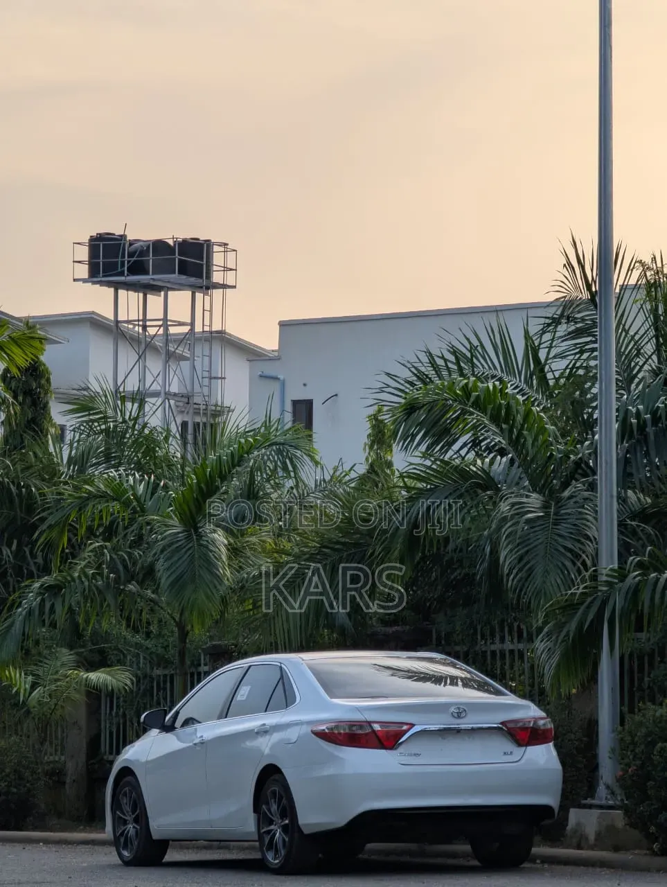 Toyota Camry 2017 White
