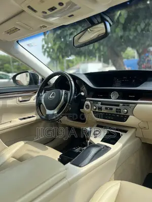 Lexus ES 2015 Black