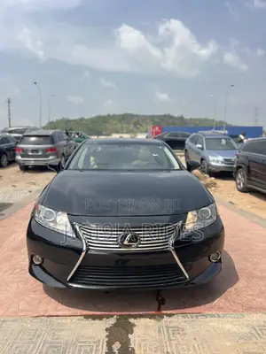 Lexus ES 2015 Black