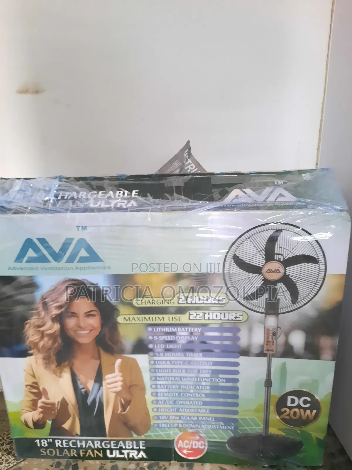 18" Rechargeable Solar Fan Ultra