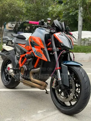 KTM 2021 Orange