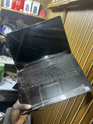 Laptop Dell Latitude 5300 2-in-1 8GB Intel Core i5 SSD 256GB