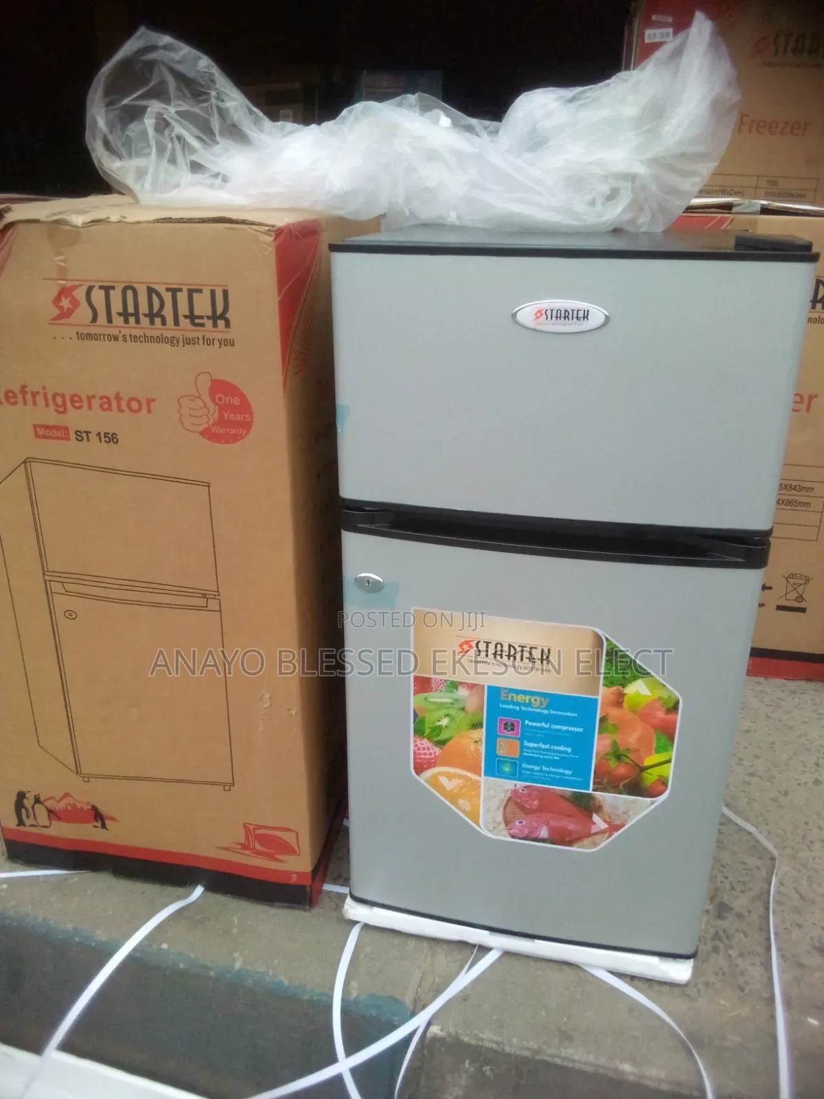 Startek Fridge Double Door Table Top