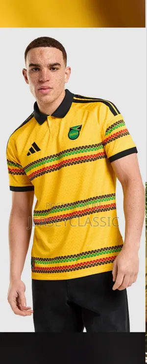 Yellow Reggae-Inspired Football Jersey – Striped Design