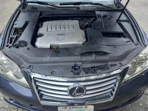 Lexus ES 2012 Gray