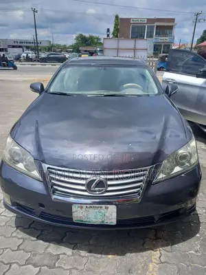 Lexus ES 2012 Gray