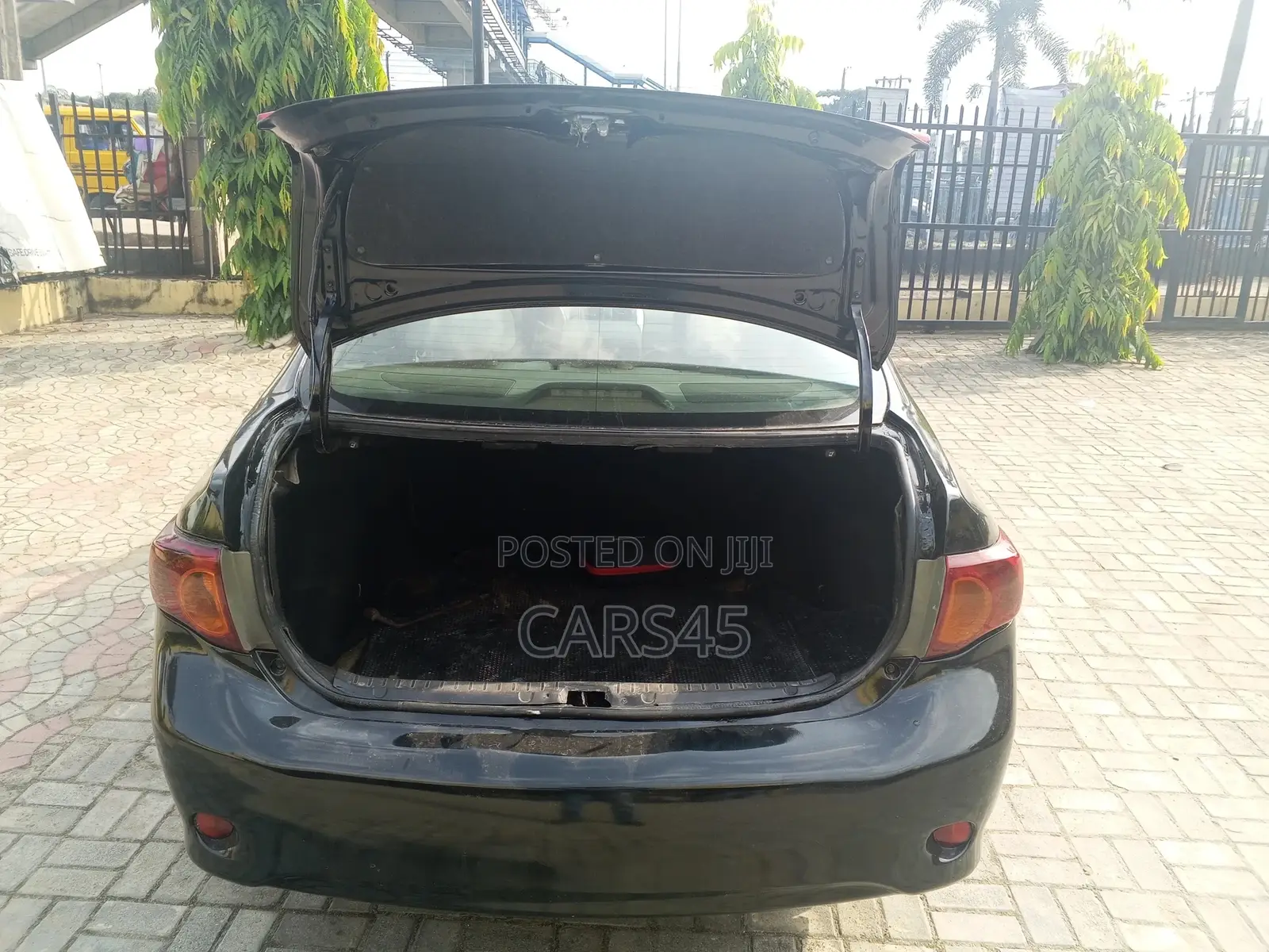 Toyota Corolla 2009 Black
